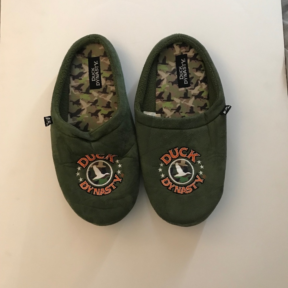 Duck Dynasty House Slip On’s Men’s Size XL
